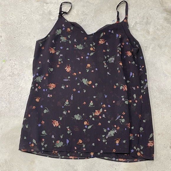 cAbi Womens Tank Ruffle top blouse black floral striped size Medium - Picture 5 of 5